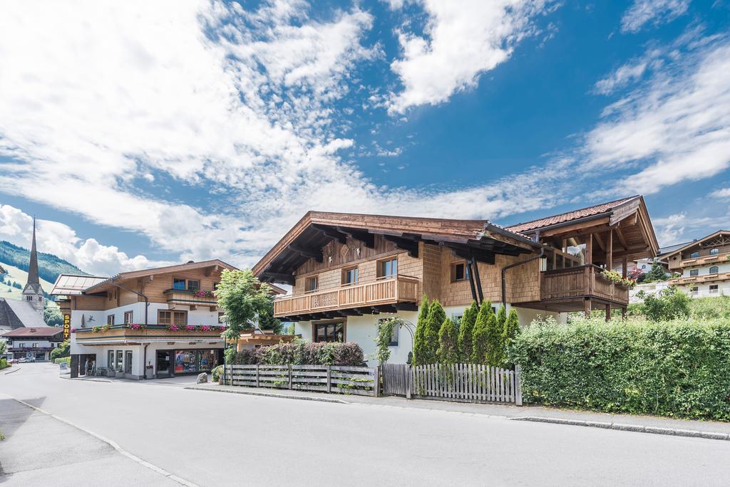 Apartchalet Almliebe Maria Alm am Steinernen Meer Esterno foto