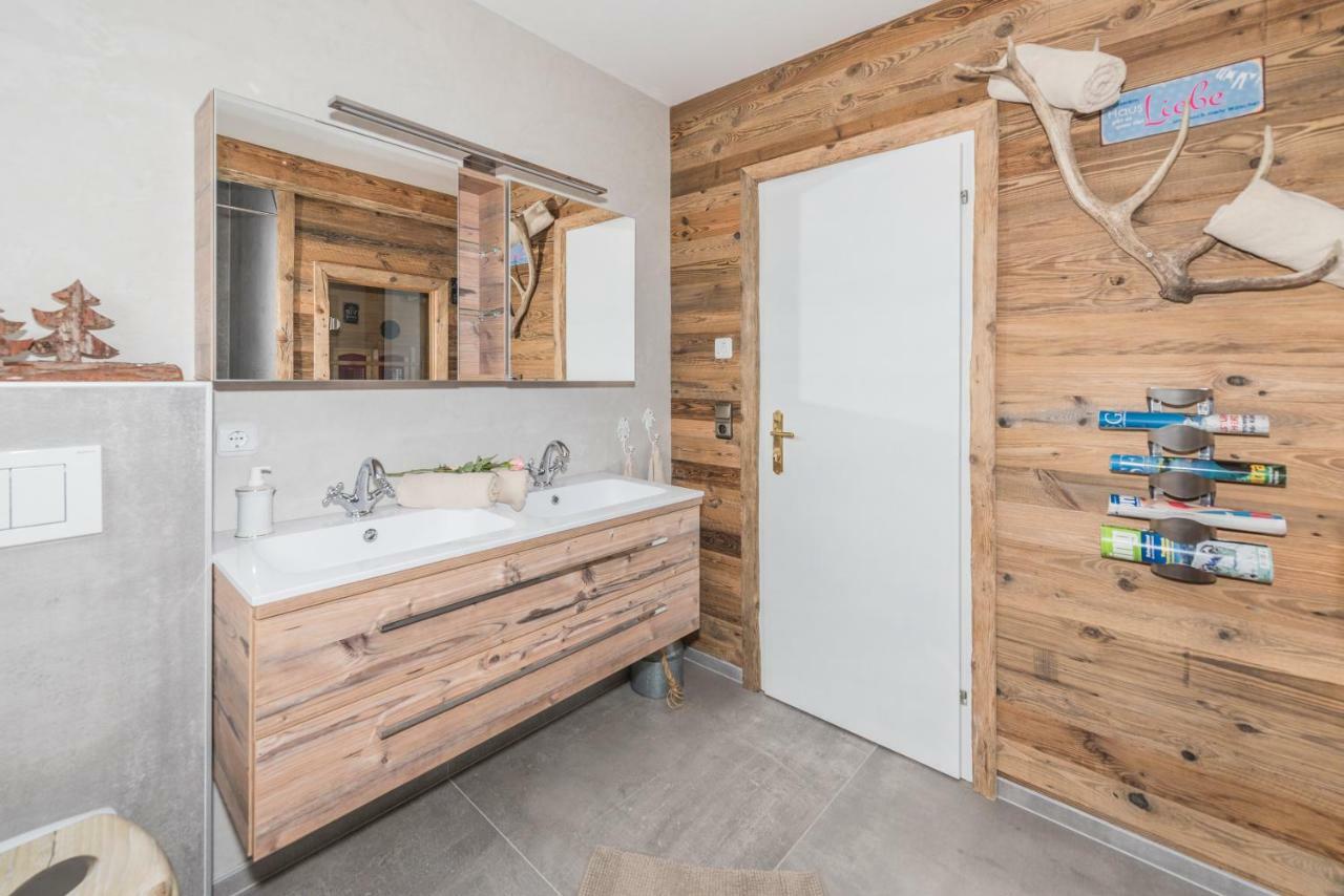 Apartchalet Almliebe Maria Alm am Steinernen Meer Esterno foto